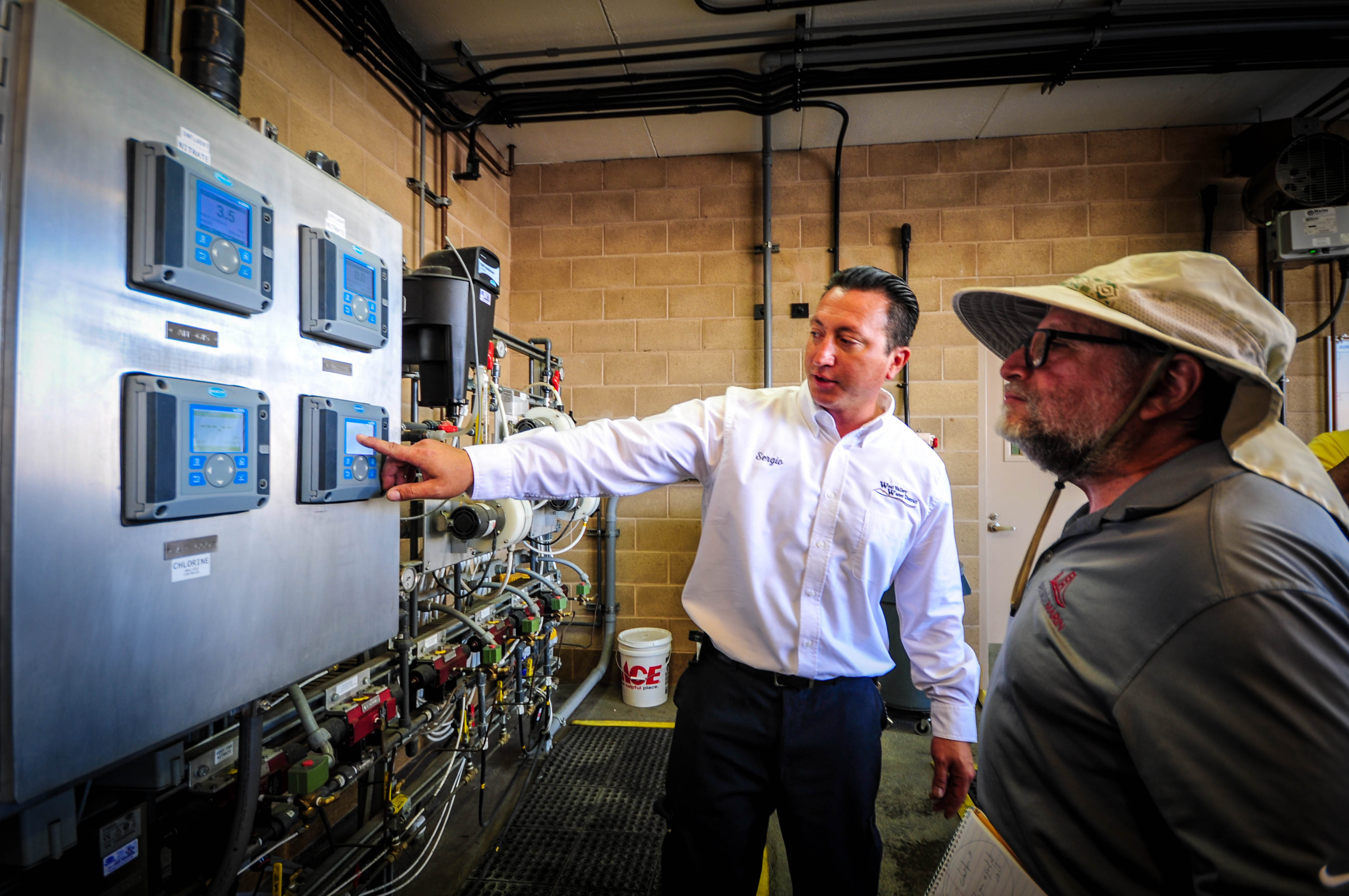 WVWD staff members gives customer a tour